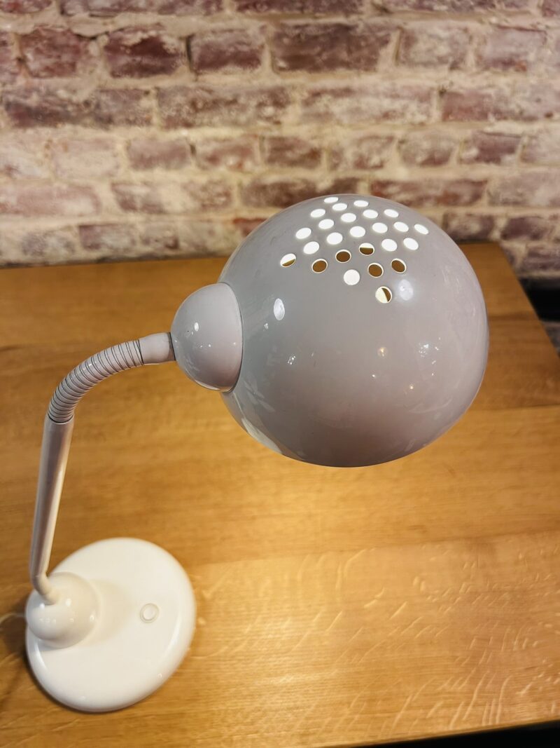 White vintage desk lamp Frieland Design - Image 2