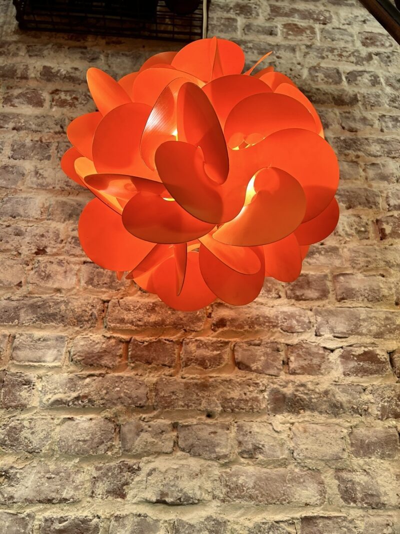 Suspension vintage orange signée Raoul Raba – Image 4