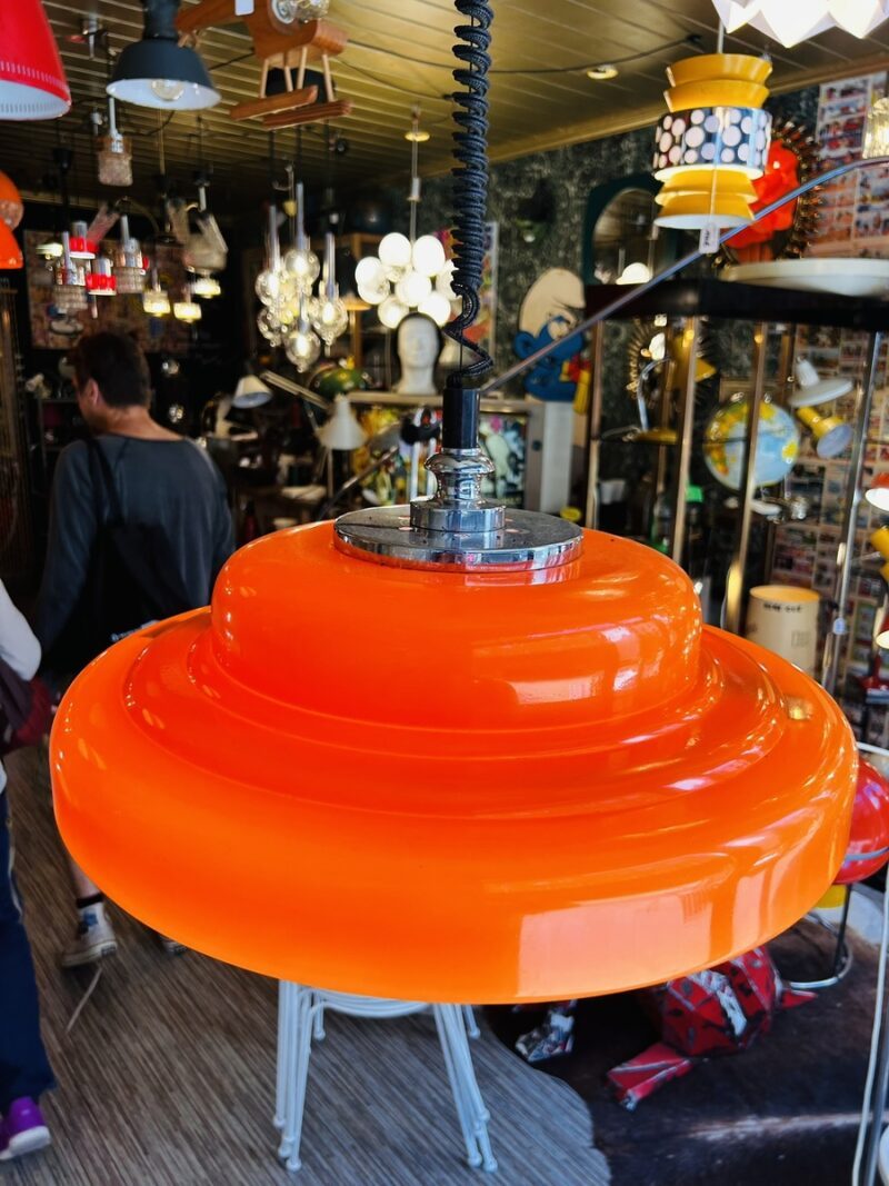 Suspension circulaire orange – Image 2