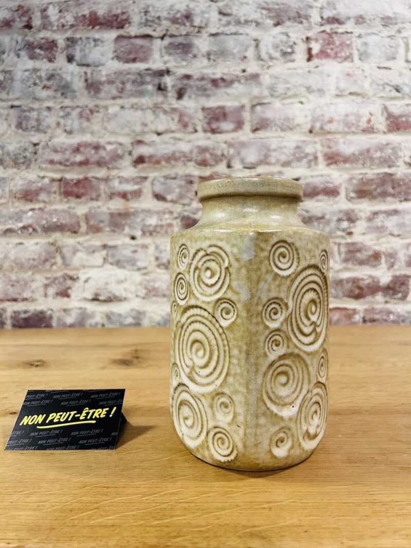 Vase vintage beige