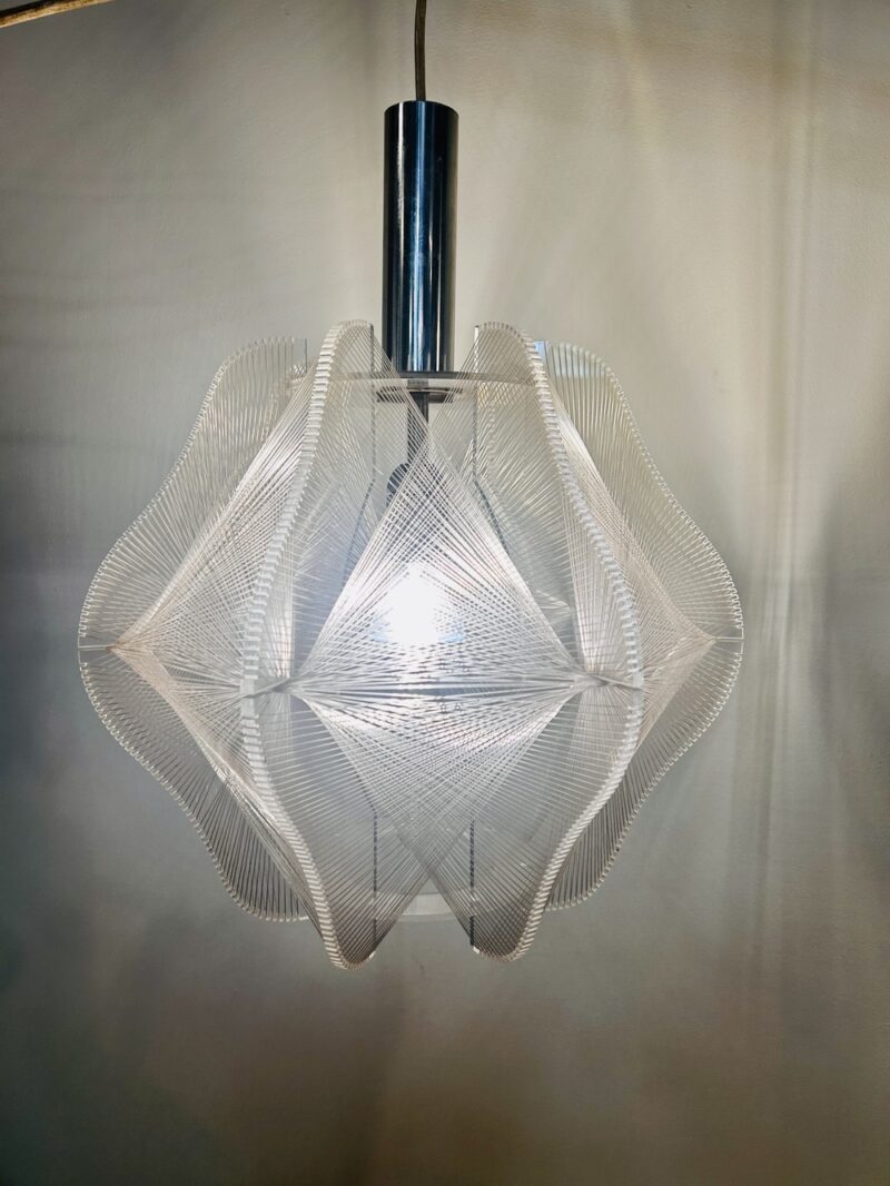 Suspension vintage Paul Secon en plexi et nylon, forme tulipe