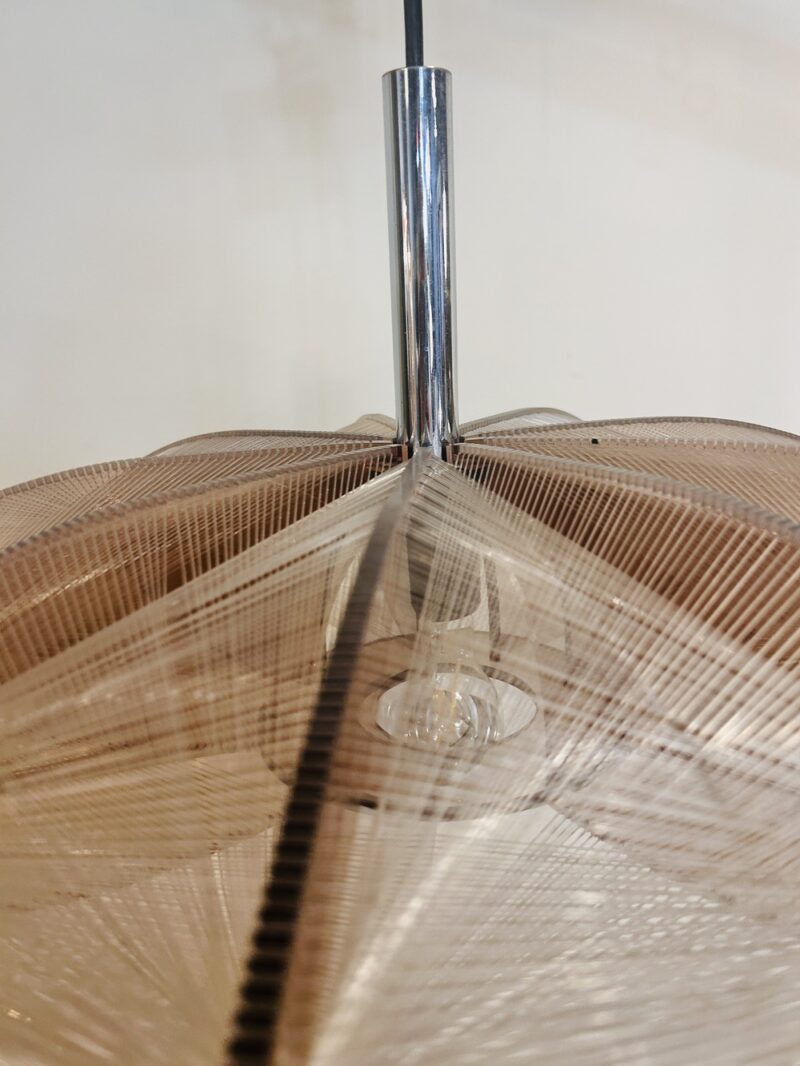 Suspension vintage Paul Secon, plexi taupe et nylon – Image 3
