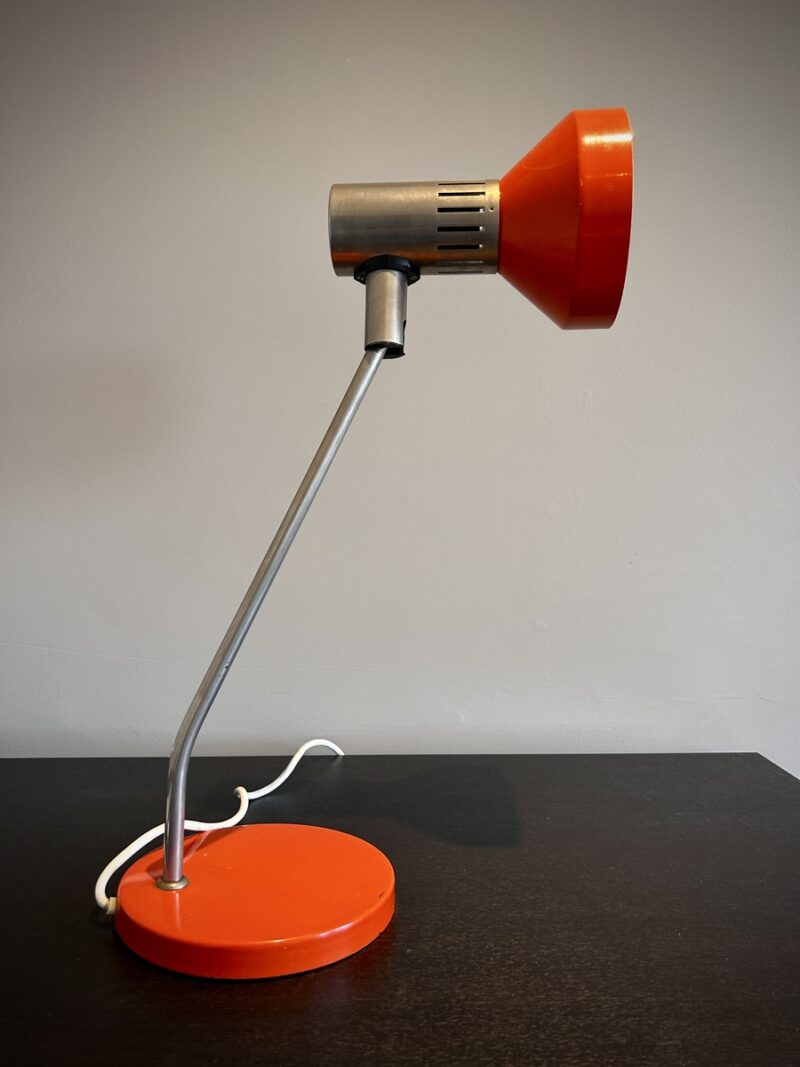 Retro orange desk lamp - Image 2