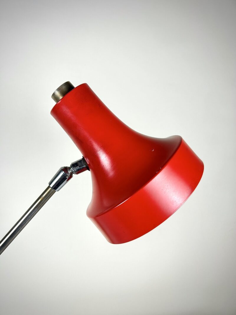Lampe articulée “Tomato Spot” – rouge et chrome – Image 3