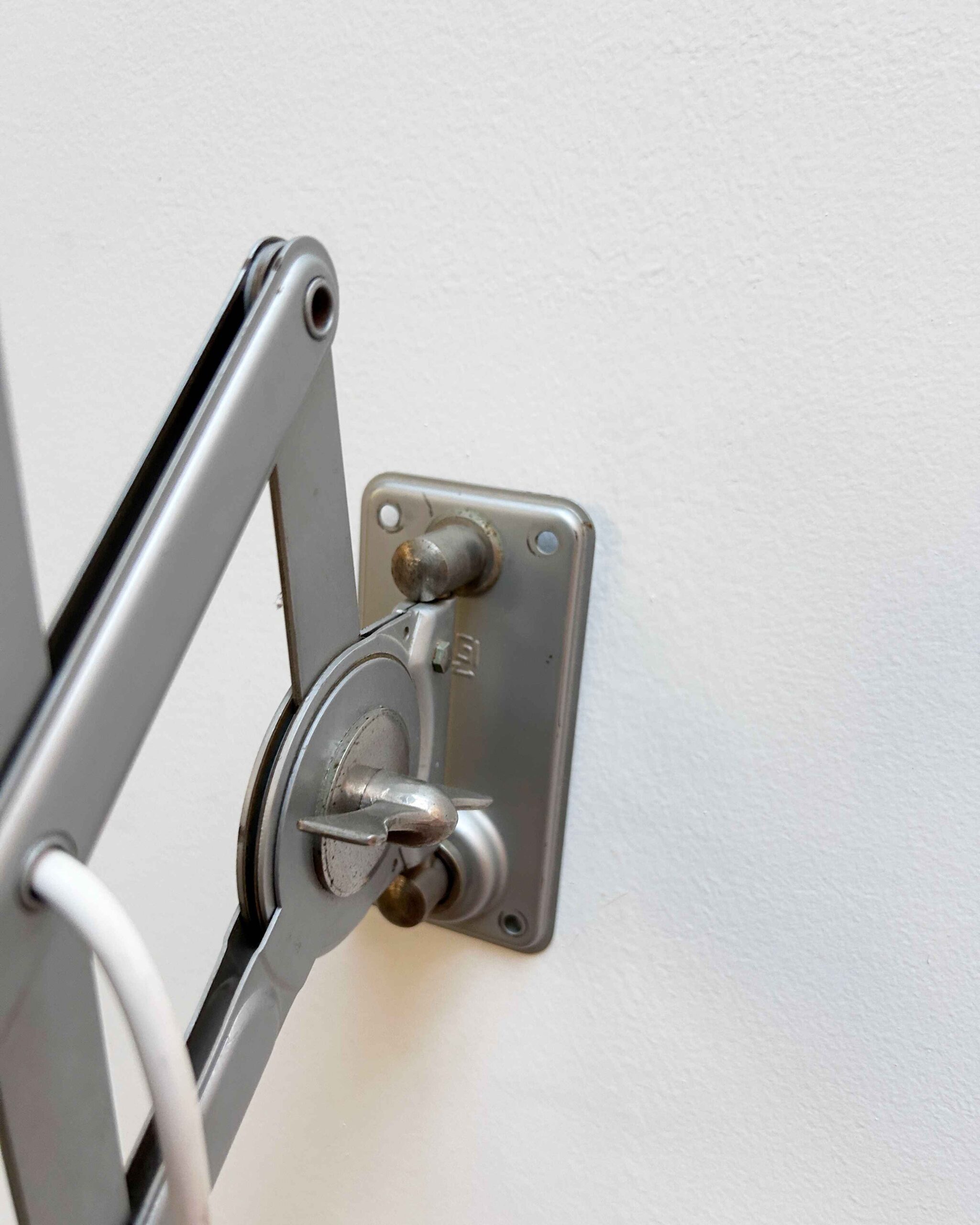 Fase white vintage desk lamp (Copie) (Copie) - Image 4